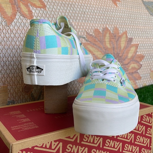 Vans WMNS Authentic Stacked
Pastel Picnic Mixed Plaid
VN0A5KXXPPS
Platfo… - Picture 10 of 16